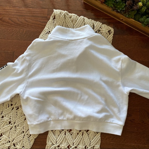 H&M • Bundle of 4 cropped hoodies - Picture 11 of 14